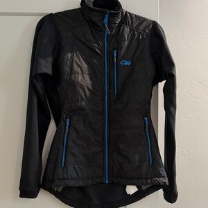 Outdoor Research Women's Black and Blue Vest